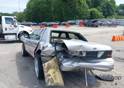 2010 Ford Crown Victoria Police/Police Interceptor from USA, damaged, VIN 2FABP7BV9AX125268